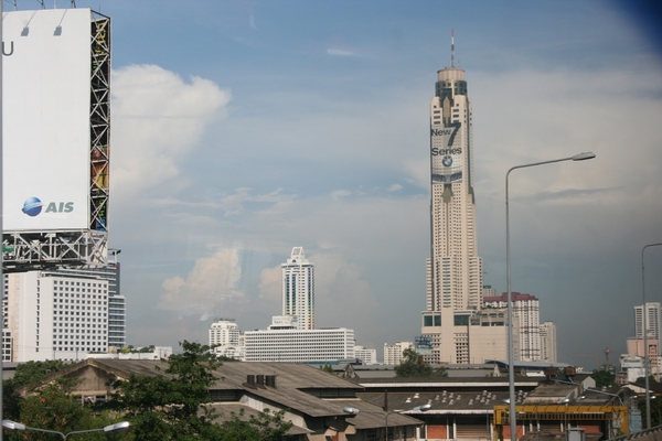 Thailand - Bangkok view of Baiyoke Sky Hotel mei 2009 (1)