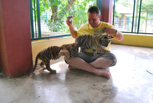 Thailand - Chiang mai Tiger Kingdom day 1 mei 2009 (23)