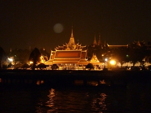 Thailand - Bangkok klong tour Chao praya rivier By night mei 2009