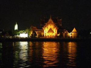 Thailand - Bangkok klong tour Chao praya rivier By night mei 2009