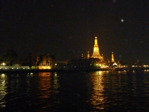 Thailand - Bangkok klong tour Chao praya rivier By night mei 2009