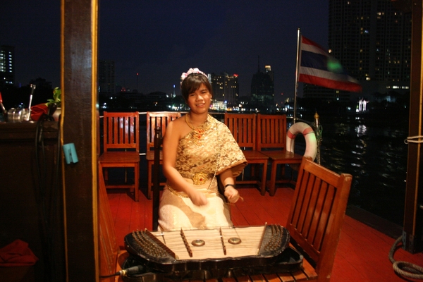 Thailand - Bangkok klong tour Chao praya rivier By night mei 2009