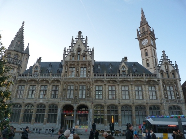 152-Oud Postkantoor-Korenmarkt