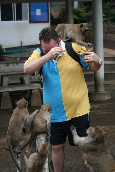 Thailand - Hua Hin Monkey Island mei 2009 (16)