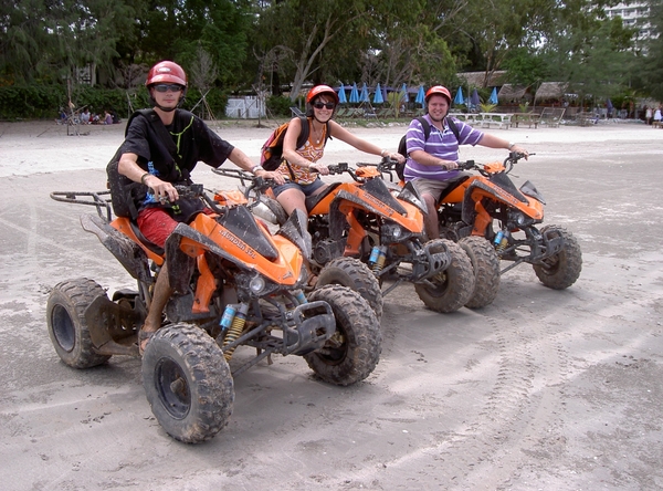 Thailand - Hua Hin -Cha-am  quad ride - mei 2009 (5)