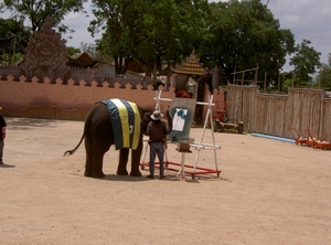 Thailand - Hua Hin -Cha-am  elephant show mei 2009 (34)