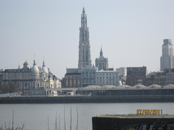 stroboeren wandeling 26-3-2011 linkeroever 023