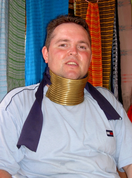 Thailand - Mae hong son. Long neck Karen Villages stam mei 2009 (