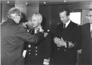 6  1977 met Admiraal Van Dijck - Prins Albert en Gouverneur Kinsb