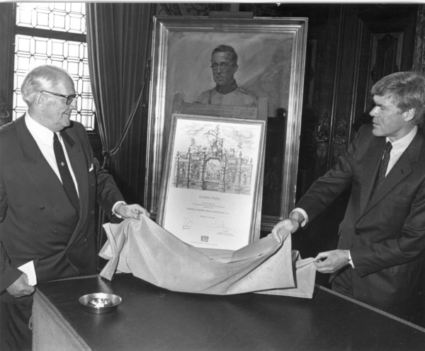 19 JR 1991 met havenschepenen Jan De Vroe tijdens Revivat Scaldis