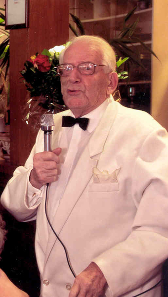 33 JR redenaar tot op het einde , promote steeds de haven van Ant