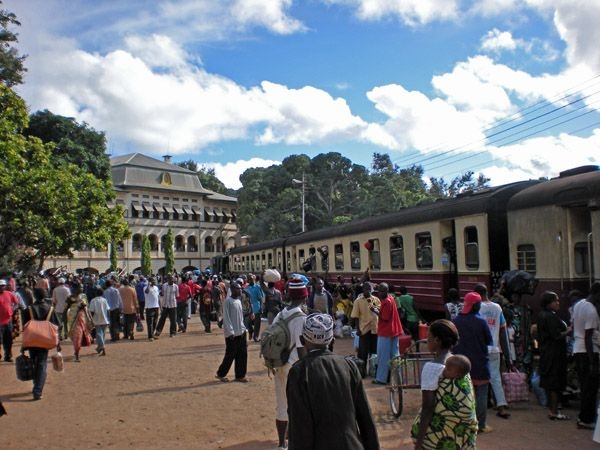 Kigoma train arrival from Dar es Salaam , crowdy