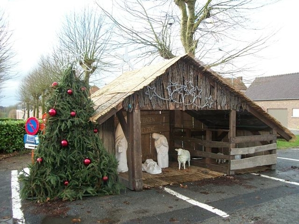 42-Kerststal in Velzeke