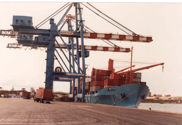 in 1980 , 2 Paceco's gantry cranes