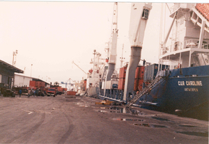 zicht op de zuiderkaai in Abidjan