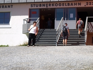 P8174920