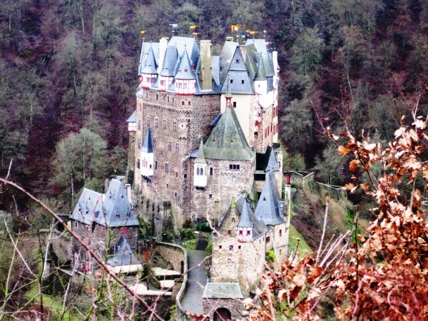 078-BURG ETZ