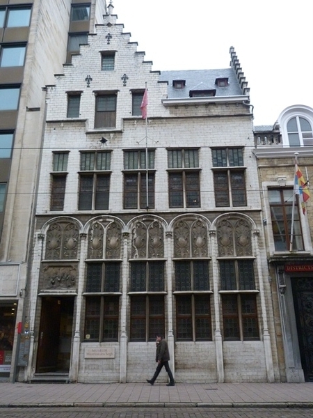 024-Lange Gasthuisstraat-Museum Mayer van den Bergh