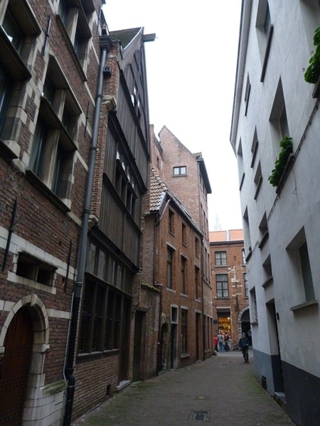 065-Stoelstraat-trapgevels-houten gevel