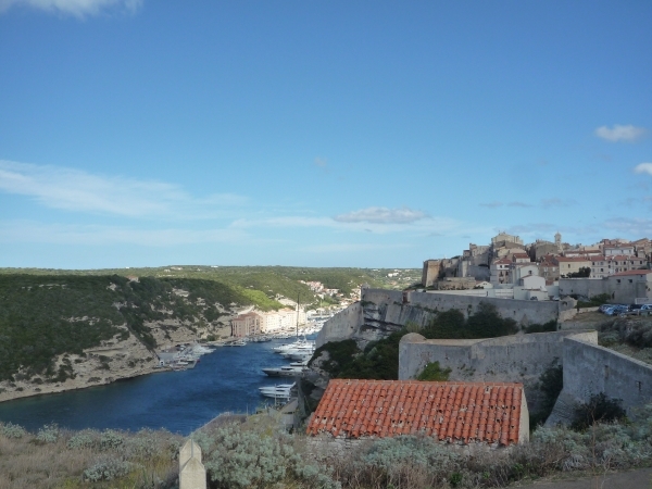 3B Bonifacio _P1160965