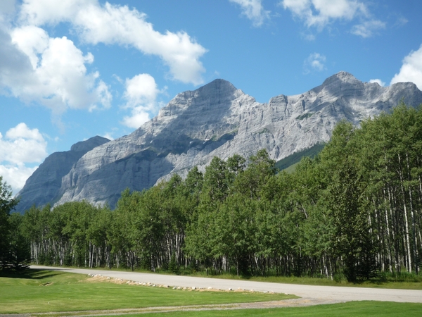 1d Calgary-Banff, Kananaskis Vallei, westen farm _P1150297