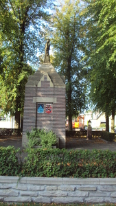 w OEDELEM 013