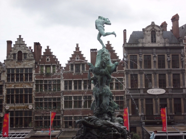 Uitstap Antwerpen 8.6.2012 018