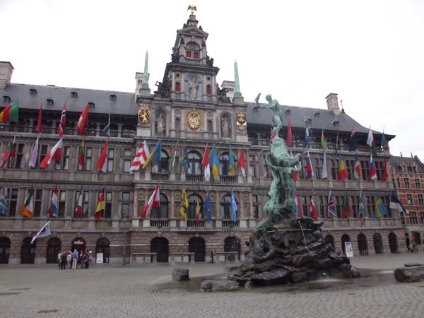 Uitstap Antwerpen 8.6.2012 022
