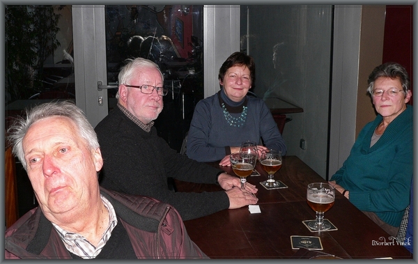 sized_sized_P2280880a Brussel  Bozar- senioren KBC -Permeke