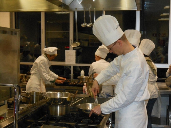 nagerechten cakes woensdagav 2 sem 2013 007