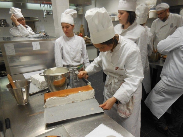 nagerechten cakes woensdagav 2 sem 2013 015