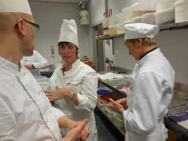 half zachte broodjes woensdagav 2013 2 sem 010