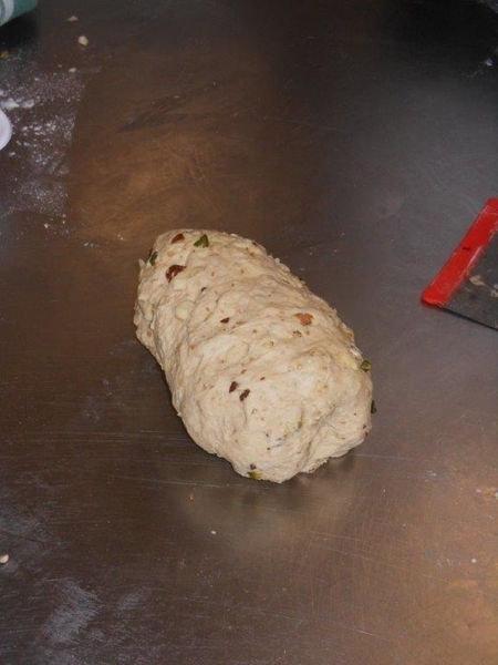 half zachte  luxe broodjes  maandagav 2 sem 2013 012