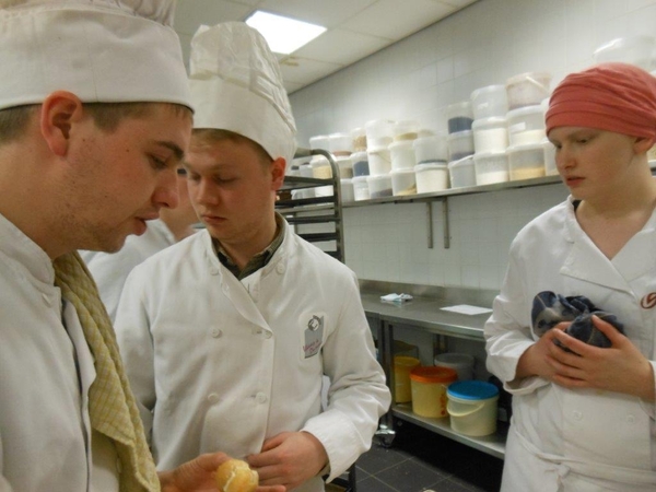 bladerdeeg dinsdagav 2 sem 2013 073