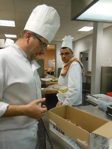 bladerdeeg taarten 2sem maandagav 2013 043