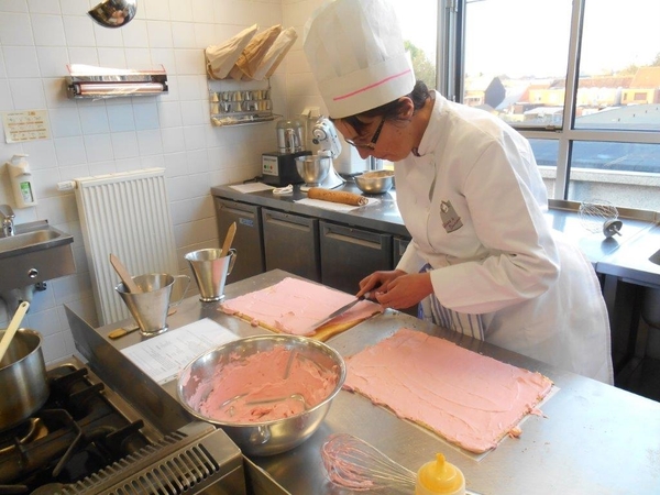 opgerolde biscuits vrijdagav..2 sem 2013 022