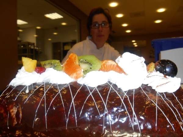 opgerolde biscuits vrijdagav..2 sem 2013 037