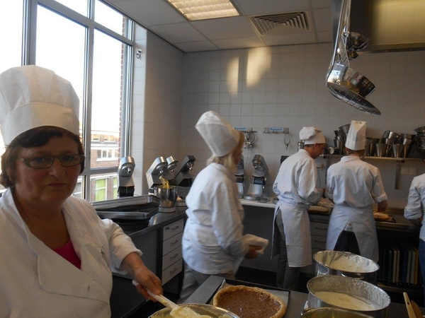 aardbeientaart 2 sem 2013 woensdagavond 4 juni 035