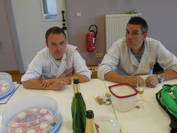 aardbeientaart 2 sem 2013 woensdagavond 4 juni 065