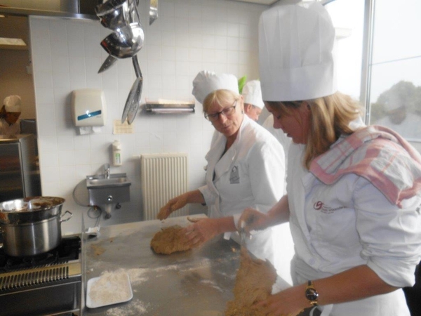 half zachte broodjes op zaterdagvm 5.10.2013 012