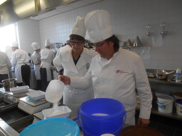 bladerdeeg maandagvoormiddag  7.10.2013 017