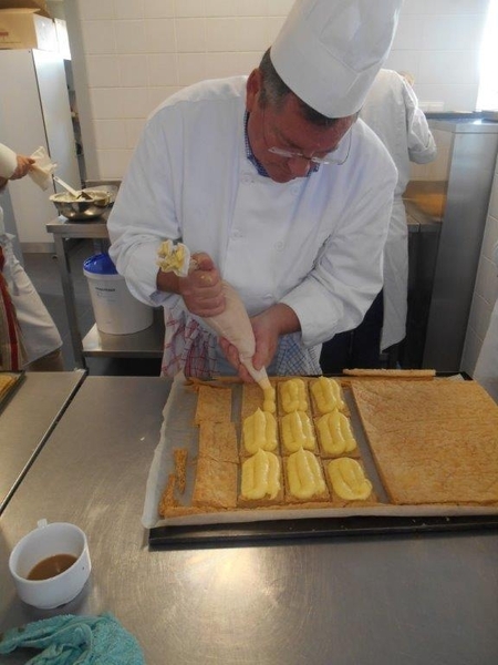 BLADERDEEG TAARTEN zaterdagvm 12.10.2013 015