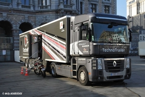 RENAULT - B_1-CSZ-473 KON.ASTRIDPLEIN 20120315_2