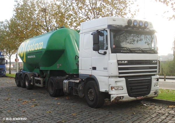 DAF XF B_XZU-364 KEMPENSTRAAT 20121111