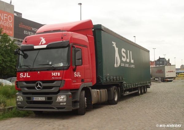 MERCEDES ACTROS E_9066 GZZ 20120602