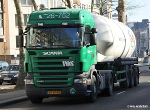 SCANIA R420 BV-RF-40  ITALIËLEI 20130304