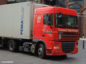 DAF XF 105.410  680-BYJ LEEUWERIKSTRAAT 20130404 (2)