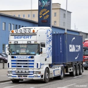 SCANIA 144 460  XGR-125 GROENENDAALLAAN 20130405