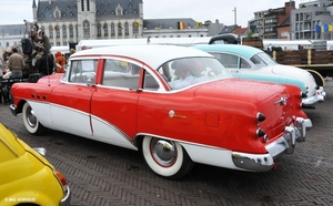 BUICK Super 1954 1-AZC-656 St-NIKLAAS 20130623 (2)