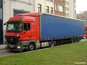 MERCEDES ACTROS 1844- SK_BA-901TL - KIEVITPLEIN 20131204 (1)